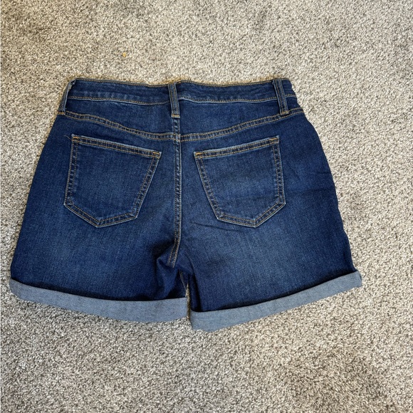 Universal Thread Mid-Rise Boyfriend Shorts Size 2/26 - Picture 2 of 7